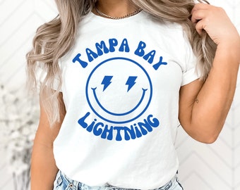 Camisa Tampa Bay Lightning, camisa Lightning Smiley Face, camisa Smiley Face, camisa Tampa, Tampa Sports, camisa gráfica sonriente, Bolt Eyes