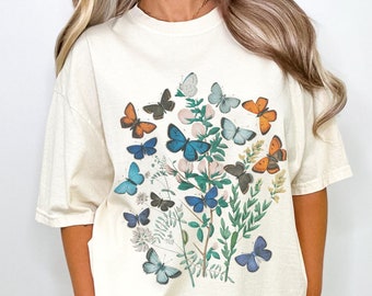 Vintage Butterfly T-Shirt Wild Flower Comfort Colors TShirt Botanical Shirt Monarch Butterfly Shirt Vintage Moth T Shirt
