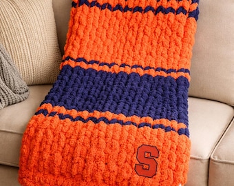 Custom team chunky knit throw blanket - handmade - Syracuse University