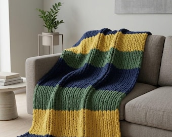 Notre Dame - Handmade custom team chunky knit throw blanket -