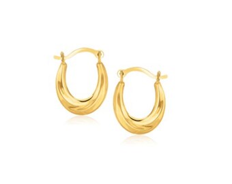 Oval Hoop Earrings in 10k Yellow Gold