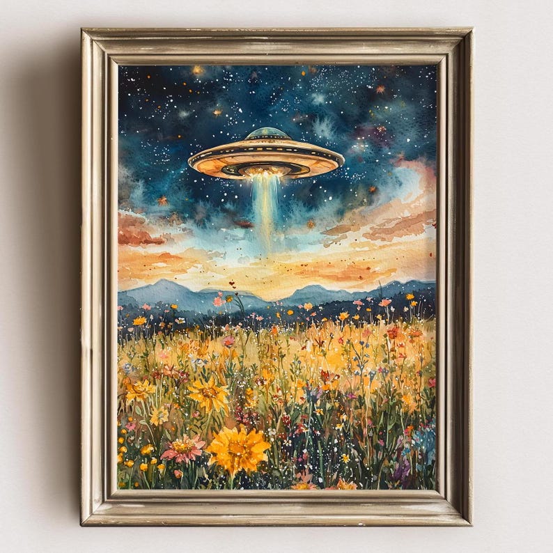 Puede incluir: Una pintura de acuarela de un platillo volante flotando sobre un campo de flores silvestres. El platillo es de color marr&oacute;n claro y tiene un rayo de luz que brilla hacia abajo desde &eacute;l. El campo est&aacute; lleno de flores amarillas, naranjas y moradas.