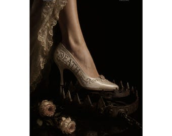 Dark Feminine Death Heel Gothic Wall Art Print, Moody Dark Academia Bedroom Decor, Witchy Aesthetic Poster
