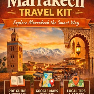 Puede incluir: Portada de una guía de viaje de Marrakech, con un paisaje urbano y una montaña. El título es "Marrakech Travel Kit" con el lema "Explora Marrakech de forma inteligente". Incluye iconos para guía PDF, Google Maps y consejos locales.