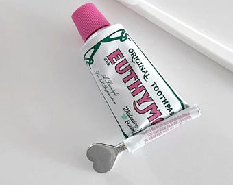 Presse-tube de dentifrice en forme de cœur, clé pour rouleau de tube en acier inoxydable