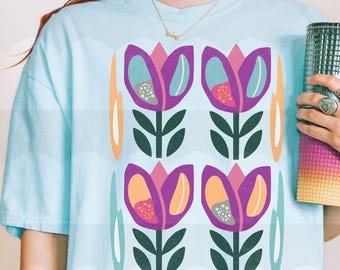 Scandinavian Tulip Flower Shirt – Retro Folk Art Floral Tee