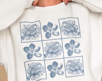 Floral Checkered Sweatshirt - Vintage Flower Sweater, Botanical Cottagecore Crewneck, Garden Lover Gift