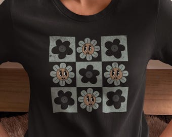 Retro Floral Happy Face T-Shirt – Y2k Kawaii Flower Graphic Tee