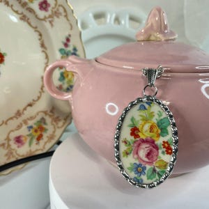 Vibrant Bouquet! Broken China Oval Necklace image 3