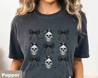 Gothic Skull Bow Shirt, Spooky Cute Halloween T-Shirt, Pastel Goth Aesthetic Top, Creepy Cute Skull Graphic Tee
