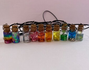 Shaker jar necklaces