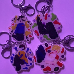 Glow-in-the-dark DSMP ghost Keychains