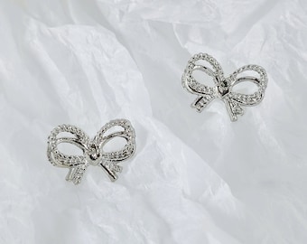 Delicados pendientes de lazo de plata de ley, bonitos pendientes de botón con lazo, delicados pendientes de botón con lazo y nudo, minimalistas