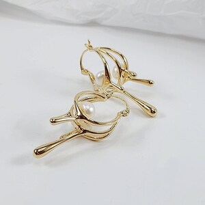Irregular Drop Earrings, Gold Abstract Pearl Earrings, Teardrop/Waterdrop Jewelry, Contemporary Design
