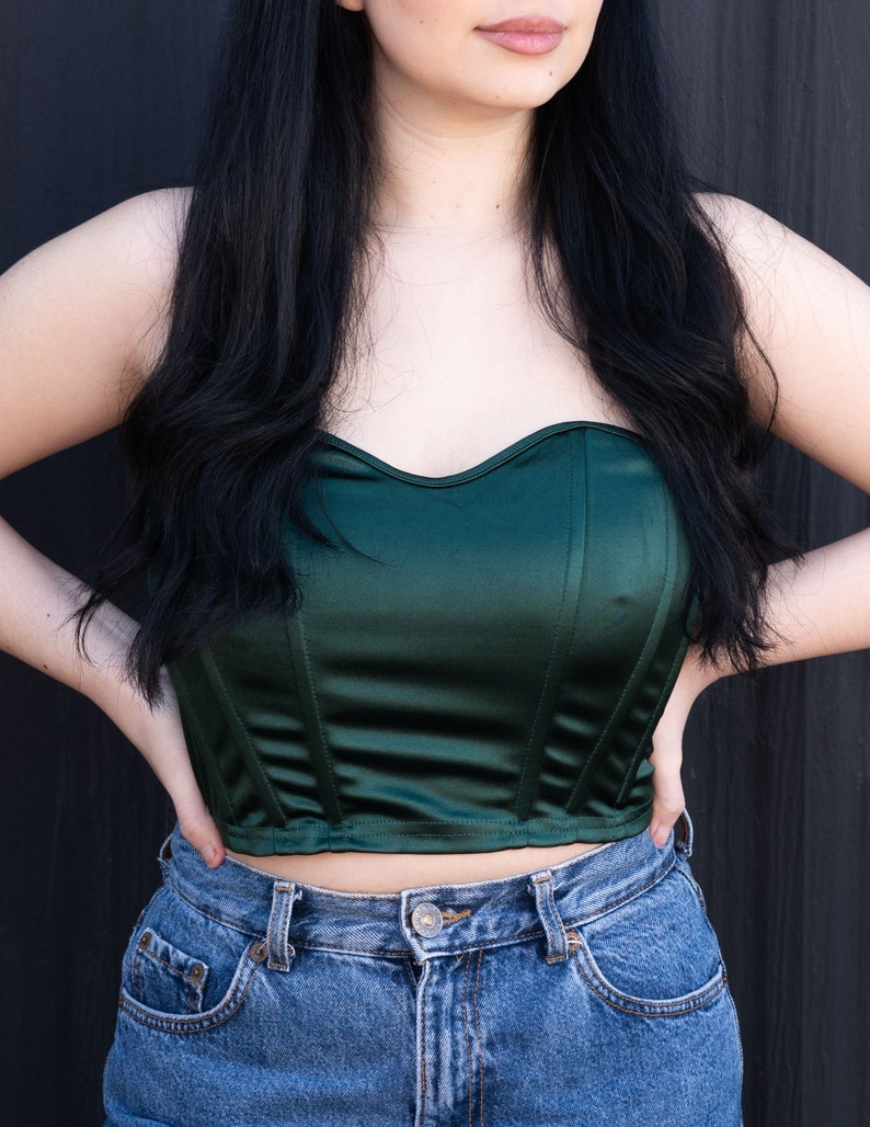 how to wear bustier corset tops