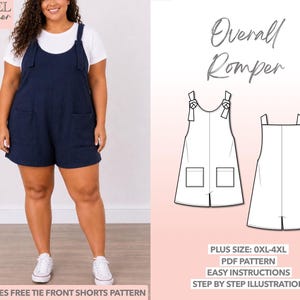 Pode incluir: Um romper tipo jardineira azul-marinho com alças de amarrar e dois bolsos frontais, usado sobre uma camiseta branca. A imagem inclui um desenho técnico do romper, com o texto Overall Romper, Level Beginner e Plus Size 0XL-4XL.