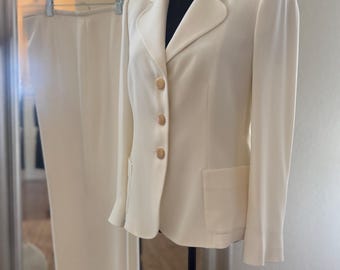 Vintage Armani Collezioni Italian made luxury ivory blazer and pant suit elegant minimalist Hamptons chic style