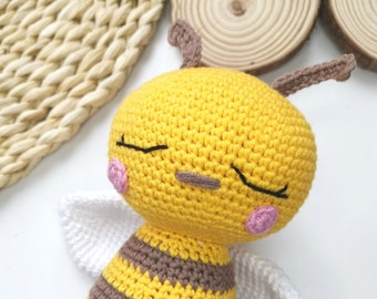 Pdf Crochet Pattern - Honey The Bee, Handmade Bee Toy PDF, Cute Bee Pattern, E-book Crochet Pattern, Amigurumi Honey the Bee PDF