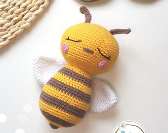 Organic bee toy gift | Cotton crochet nursery bee doll | Stuffed bee animal | Knit bee toy | Baby safe toy