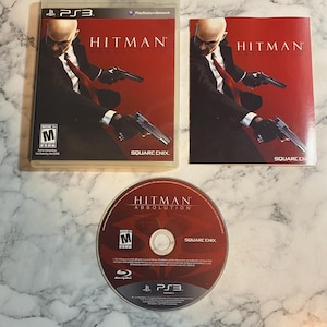 Puede incluir: Un juego de tres cuencos de cerámica anidados en tamaños graduados. Los cuencos presentan un exterior moteado de color crema y un interior marrón oscuro contrastante. El cuenco más grande mide aproximadamente 20 cm de diámetro.