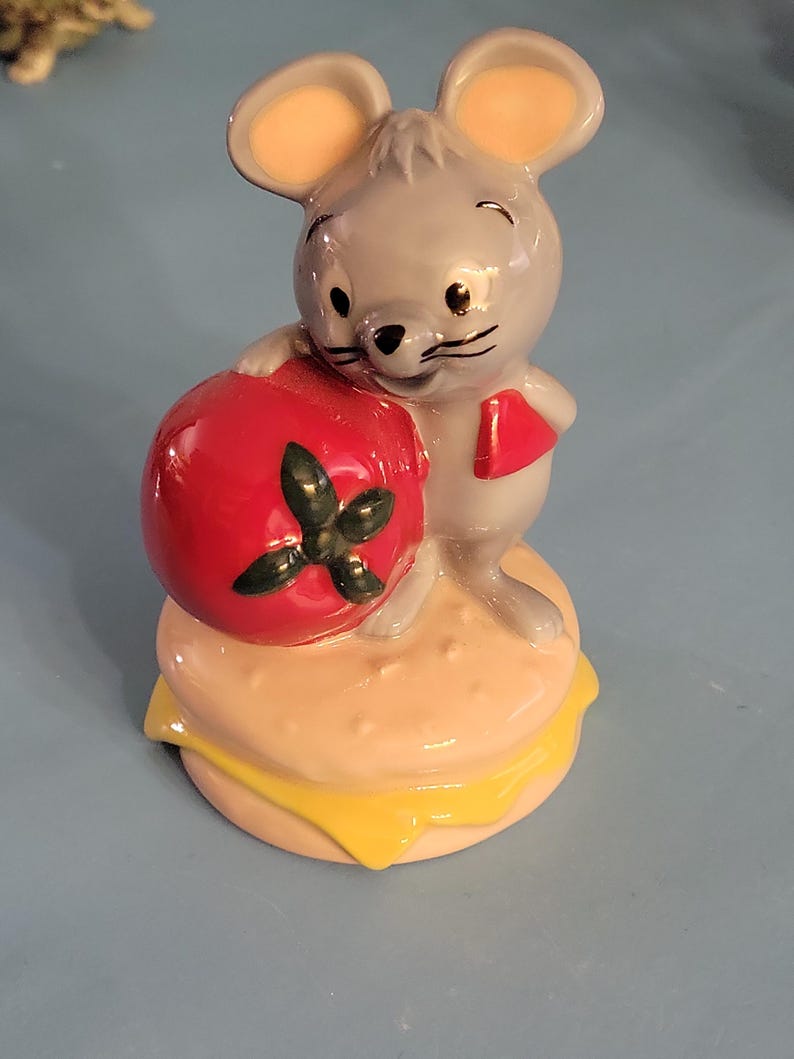 Pixie and Dixie. image 3