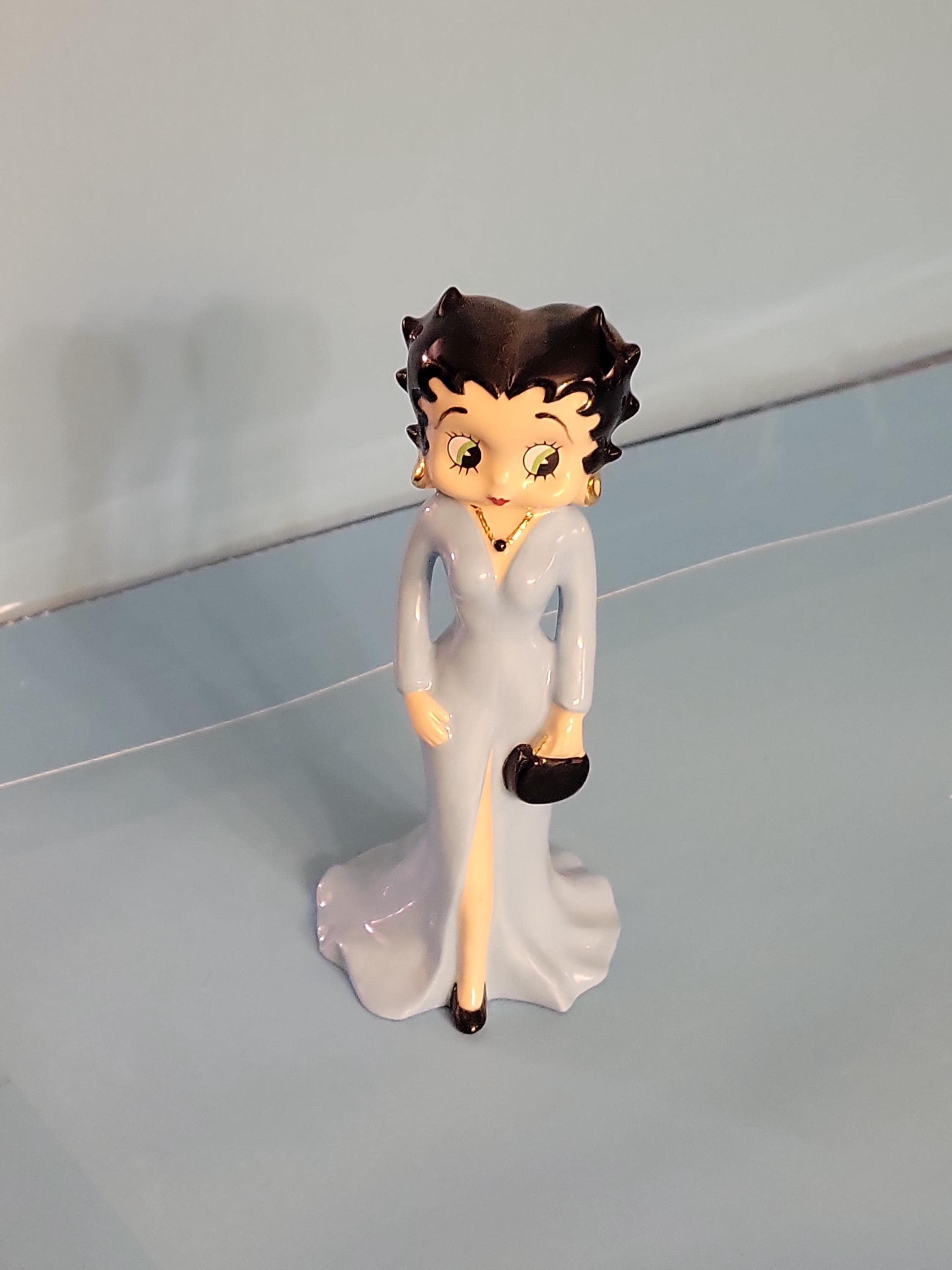 その他 Betty Boop Calendar Girls Figurine April その他 Betty Boop