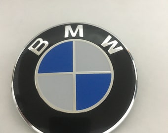 BMW Emblem, Vintage Enamel Lapel Pin Badge. 