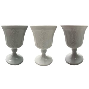 Set mit 3 Kolonie Ernte Milchglas Wasserkelchen 86962
