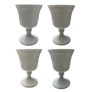 Set von 4 Kolonie Ernte Milchglas Wasserkelche 86962