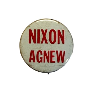 Vintage NIXON AGNEW Presidential Campaign Reproduction Pin Button