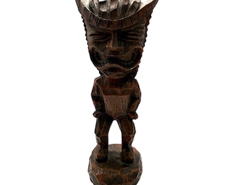 Figura tiki/azteca de resina fundida hawaiana con remate de lámpara vintage