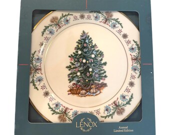Vintage Lenox 1996 Christmas Trees Around the World Plate Russia