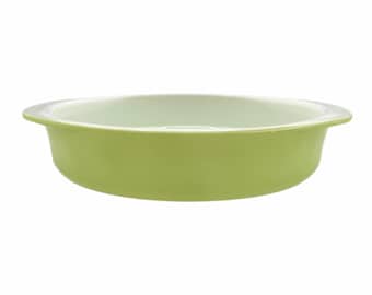 Vintage 1950s Pyrex Lime Green Round 8” Casserole Dish #221