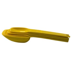 Set of 4 Vintage Tupperware Yellow Plastic Measuring Spoons