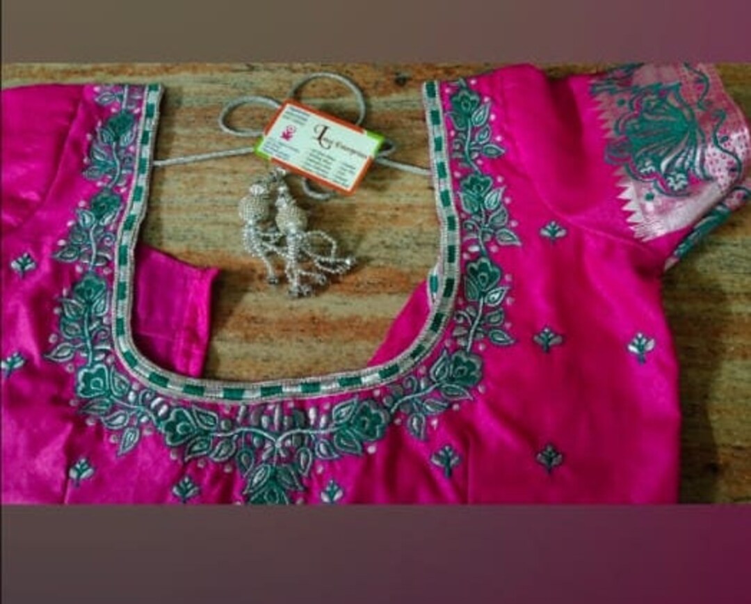 Blouse hot sale designs boutique