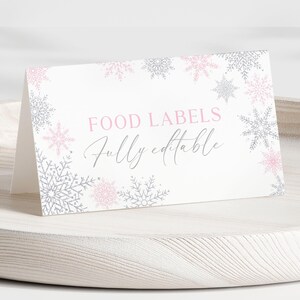 Modèle de marque-places Winter Wonderland, étiquette de nourriture flocons de neige argentés roses, décorations de premier anniversaire, cartes de voeux de nourriture, carte de nom de table I036