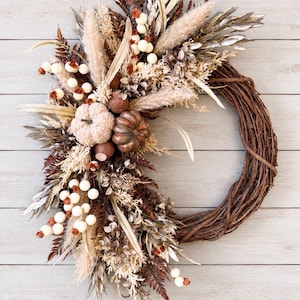 Neutral Pumpkin Wreath, Luxury Farmhouse Fall Wreath, Autumn Front Door Decor, Rustic Grapevine Harvest Wreath, Thanksgiving Door Decor