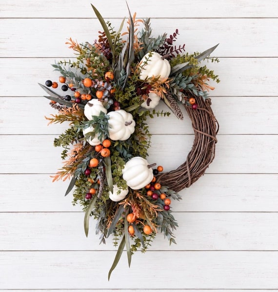 Neutral Fall Pumpkin Wreath for Front Door, White Pumpkin Wreath, Elegant Autumn Door Decor, Rustic Farmhouse Thanksgiving Wreath