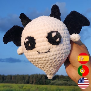Ghost Crochet PATTERN, Halloween Amigurumi Bat, Stuffed Boo Plushie