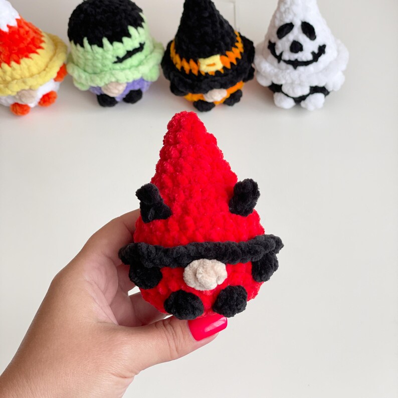 Halloween Gnome Crochet Pattern, No-Sew Mini Amigurumi 8-in-1 Bundle image 18