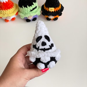 Halloween Gnome Crochet Pattern, No-Sew Mini Amigurumi 8-in-1 Bundle image 11