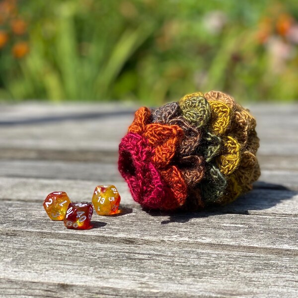 Dragon Egg Dice Bag - Crochet Trinket Bag - Dark Cottagecore Fairycore Whimsigoth Gremlincore Crowcore Fantasy DnD - RPG Accessories