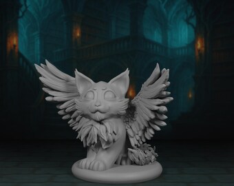 Könnte beinhalten: Graue Figur einer Katze mit großen Federflügeln, die auf einem runden Sockel sitzt. Die Katze hat einen lächelnden Ausdruck und detailliertes Fell. Die Flügel sind weit ausgebreitet, und das Design ist skurril.