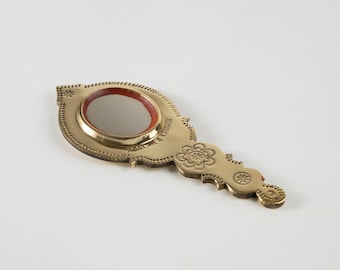 Aranmula Kannadi Metal Mirror: Kerala Handcrafted Traditional Mirror