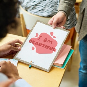 I Am Beautiful Affirmaties Muurkunst Kinderkamer Decor Positieve Affirmaties Kinderen Opbeurende Dagelijkse Affirmaties Kinderen bouwen vertrouwen