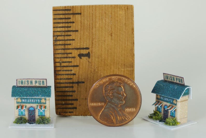 Tiny St. Patrick's Day Glitter House – 1:12 Scale Dollhouse Miniature Decor image 3