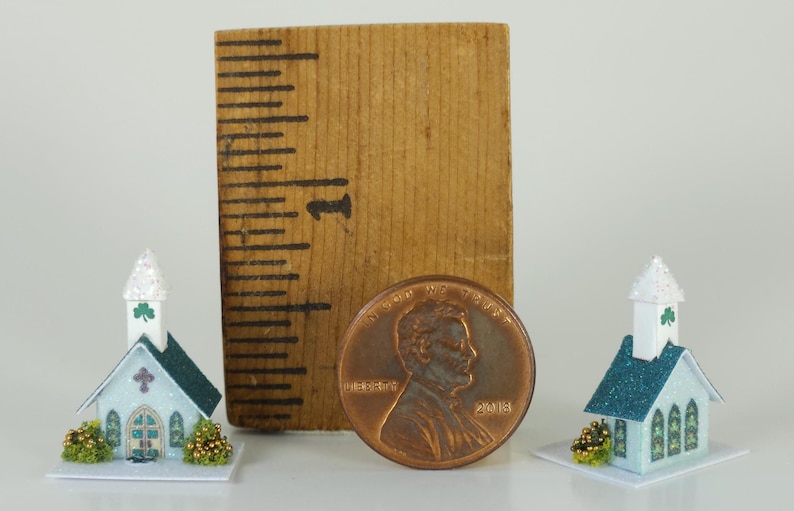 Tiny St. Patrick's Day Glitter House – 1:12 Scale Dollhouse Miniature Decor image 2