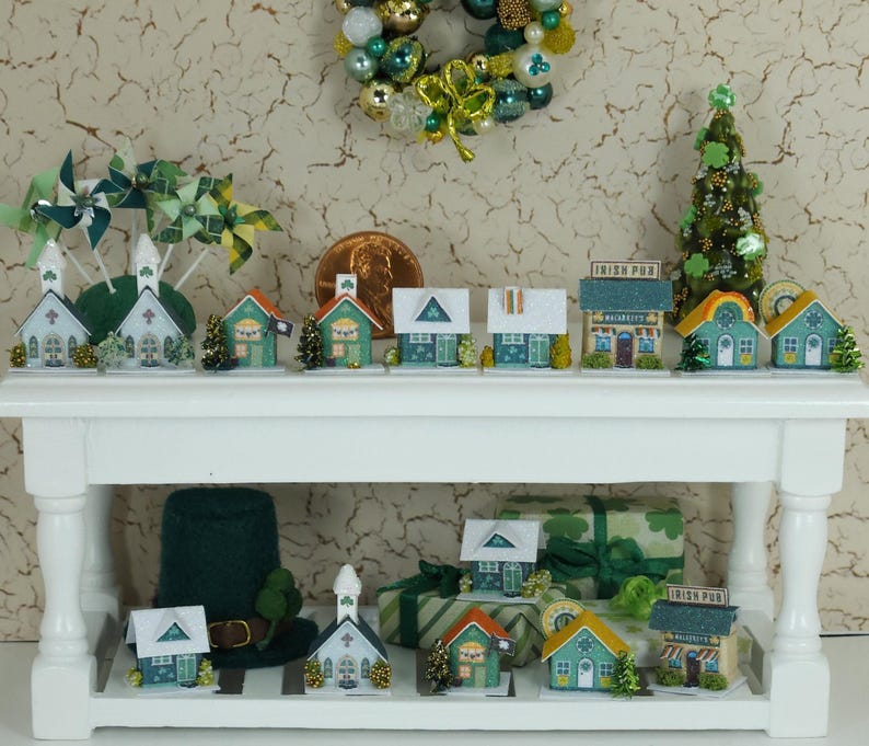 Tiny St. Patrick's Day Glitter House – 1:12 Scale Dollhouse Miniature Decor image 8