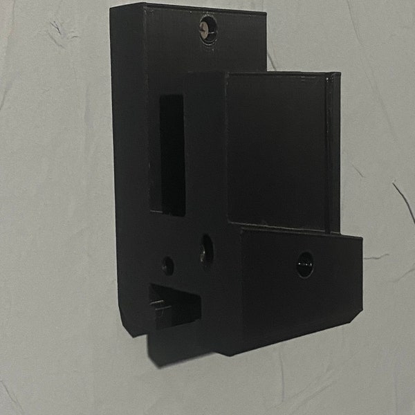 AR-15 wall mount with Promag storage, gun wall mount (see pic of magazine)