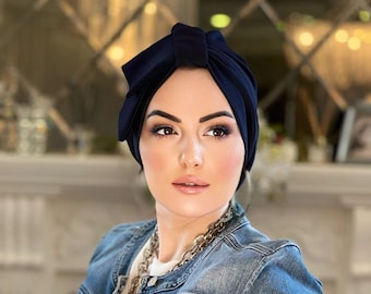 Turban bleu marine avec des plis latéraux, turban prêt-noué, chapeau turban, couvre-chef turban, hijab turban, turban pour femme